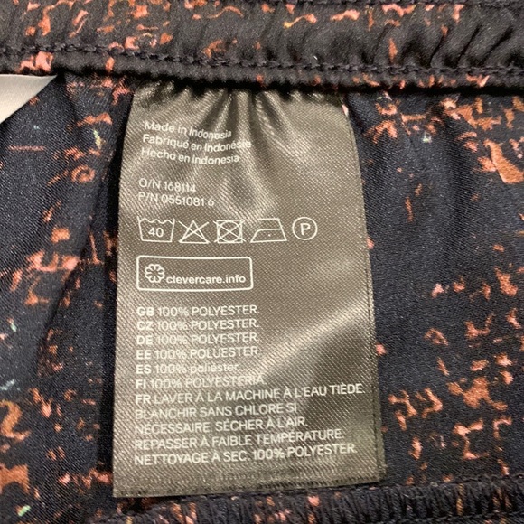 H&M Wide Cut High Rise Satin Pattern Pants - Picture 11 of 13